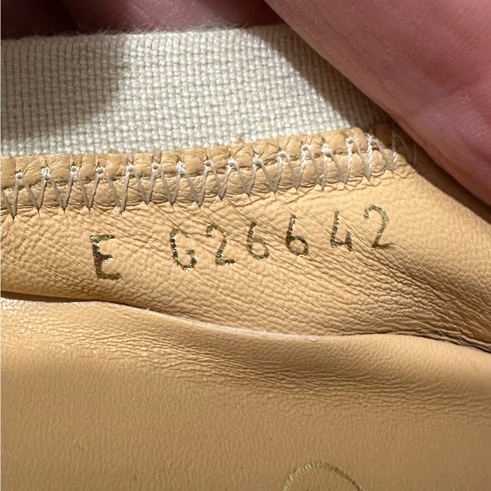 CHANEL Gold Sequin Flats- Authenticated - Picture 11 of 12